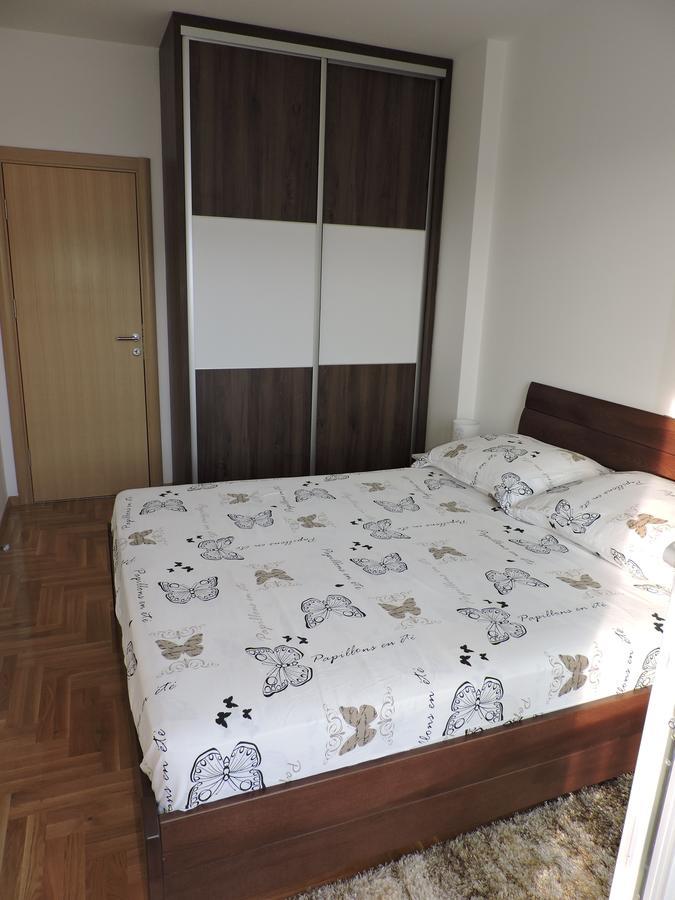 Nihon Apartment เทรบินเย ภายนอก รูปภาพ