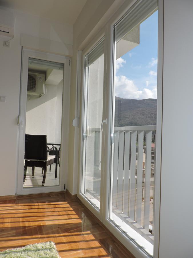 Nihon Apartment เทรบินเย ภายนอก รูปภาพ