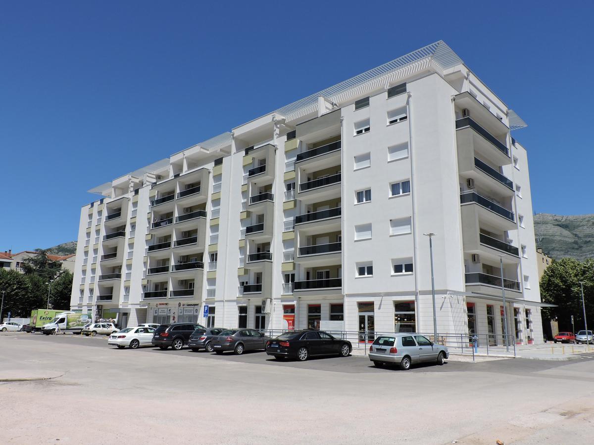 Nihon Apartment เทรบินเย ภายนอก รูปภาพ